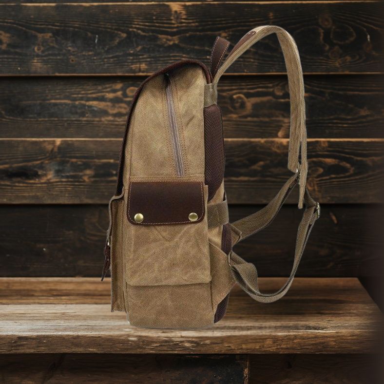 Noah - Premium Bag with Handmade Details