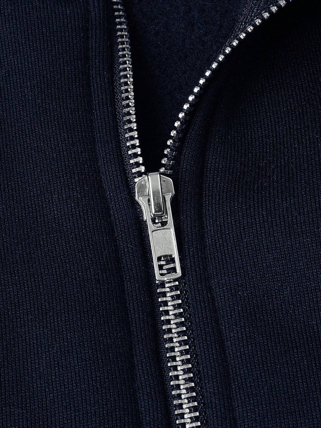 William - Casual Half-Zip Sweater