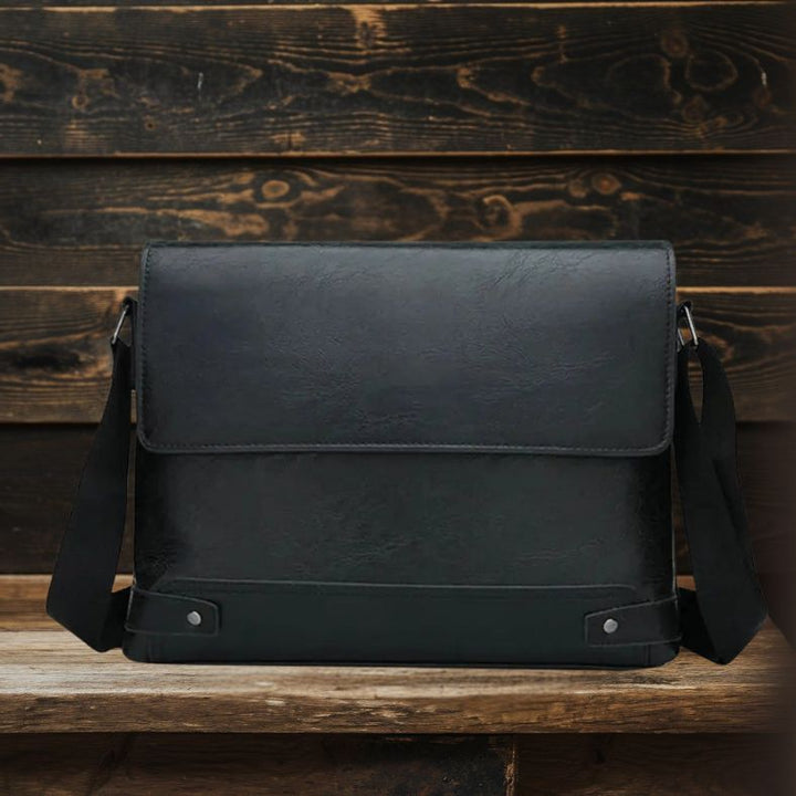Jackson - All-in-One Leather Shoulder Bag