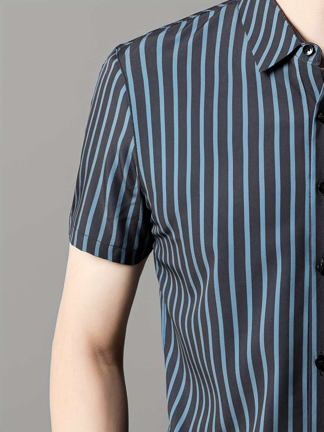 Liam - Stylish Striped Shirt