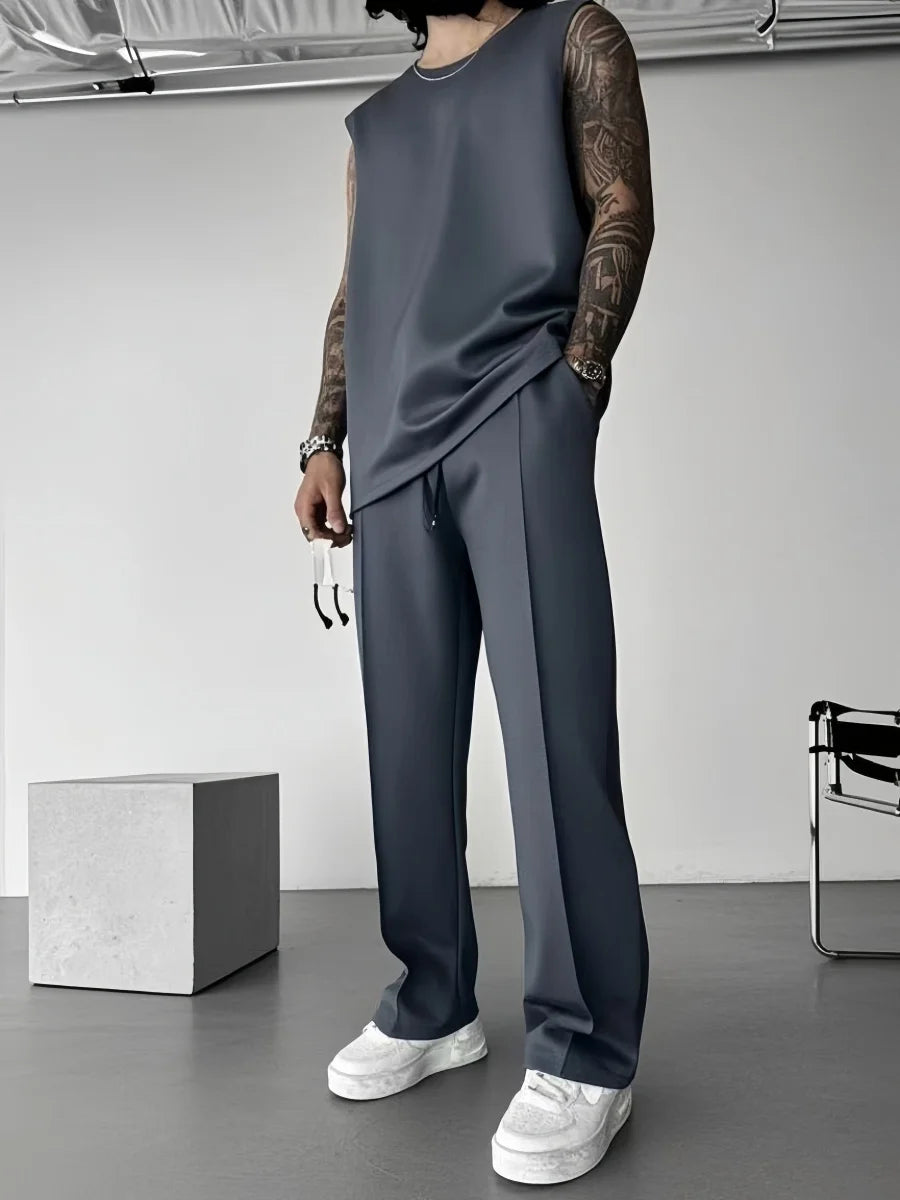 Wyatt - Stylish Sleeveless Set