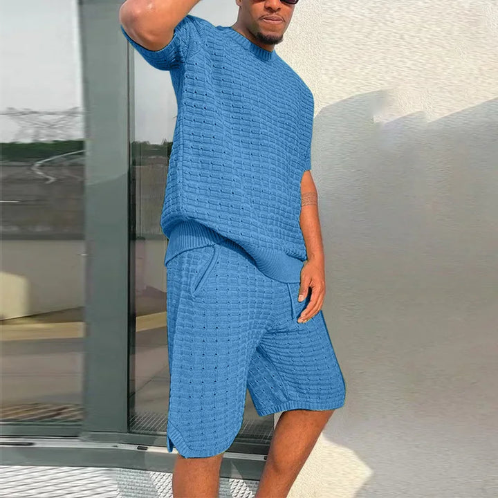Liam - Casual Summer Outfit
